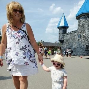 Meet your Posher, Diane